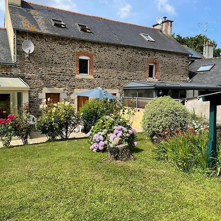 Maison De Famille Entre Terre Et Mer Lantic 外观 照片